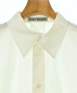ISSEY MIYAKE（イッセイミヤケ）カジュアルシャツ 白 サイズ:2(M位) レディース/2200689303050