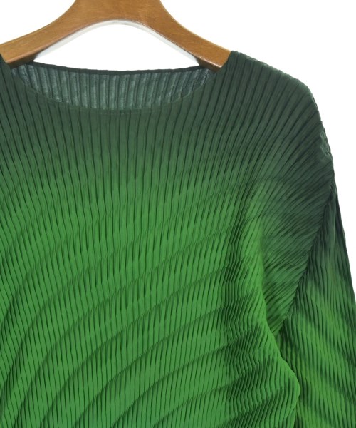 ISSEY MIYAKE（イッセイミヤケ）ブラウス 緑 サイズ:2(M位) レディース/2200689303173
