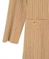 ISSEY MIYAKE（イッセイミヤケ）コート ベージュ サイズ:M レディース/2200691190013
