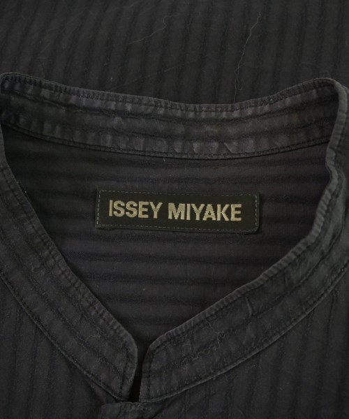 ISSEY MIYAKE（イッセイミヤケ）カジュアルシャツ 黒 サイズ:3(L位) メンズ/2200686165101