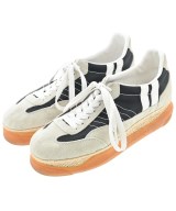 TAO スニーカー