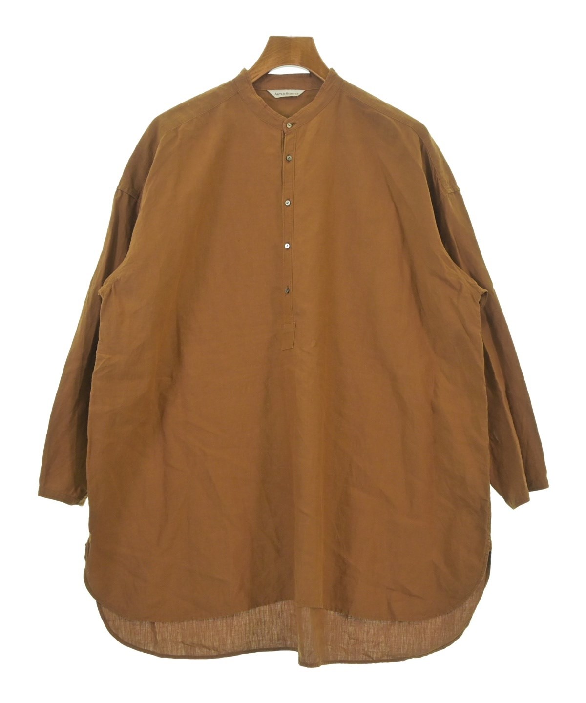 ARTS&SCIENCE（アーツアンドサイエンス）カジュアルシャツ ベージュ