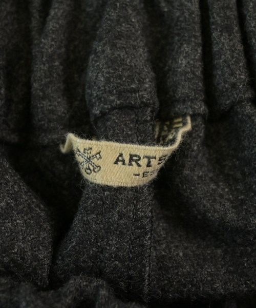 ARTS&SCIENCE（アーツアンドサイエンス）クロップドパンツ グレー サイズ:1(S位) レディース/2200663980123