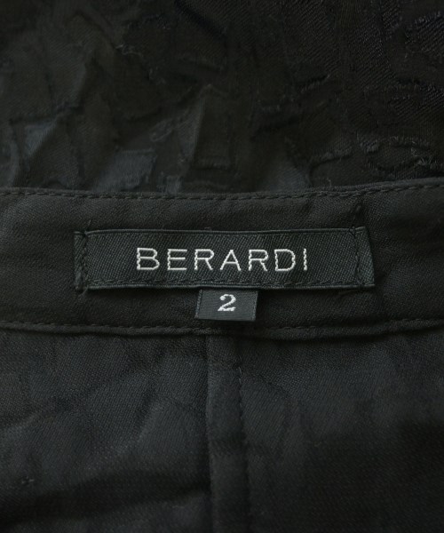 BERARDI（ベラルディ）カジュアルシャツ 黒 サイズ:2(M位) レディース/2200717643172
