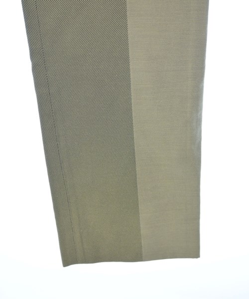 ISSEY MIYAKE（イッセイミヤケ）スラックス グレー サイズ:1(S位) レディース/2200623214053