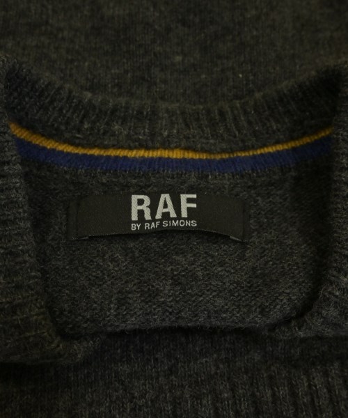 RAF BY RAFSIMONS（ラフバイ　ラフシモンズ）ニット・セーター グレー サイズ:-(M位) メンズ/2200702447624