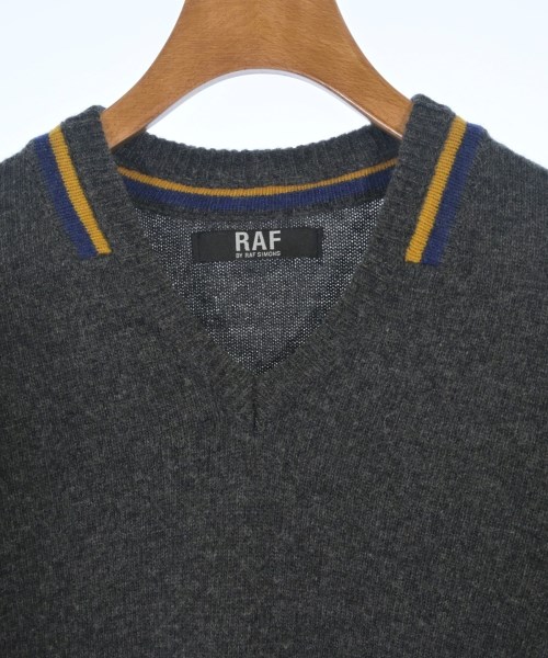 RAF BY RAFSIMONS（ラフバイ　ラフシモンズ）ニット・セーター グレー サイズ:-(M位) メンズ/2200702447624