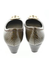 TORY BURCH（トリーバーチ）パンプス カーキ サイズ:US8(25cm位) レディース/2200621257069
