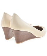 TORY BURCH（トリーバーチ）パンプス ベージュ サイズ:US6 1/2(23.5cm位) レディース/2200705251167