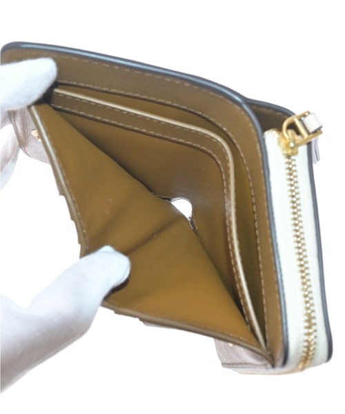 TORY BURCH（トリーバーチ）財布・コインケース 白 サイズ:- レディース/2200703711267