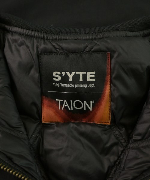 s'yte（サイト）ダウンジャケット/ダウンベスト 黒 サイズ:2(S位) メンズ/2200630614037