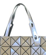 BAO BAO ISSEY MIYAKE（バオバオイッセイミヤケ）トートバッグ ベージュ サイズ:- レディース/2200430881080