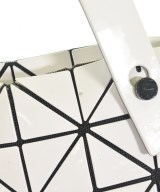 BAO BAO ISSEY MIYAKE（バオバオイッセイミヤケ）トートバッグ 白 サイズ:- レディース/2200436028021