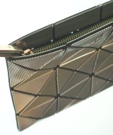 BAO BAO ISSEY MIYAKE（バオバオイッセイミヤケ）クラッチバッグ シルバー サイズ:- レディース/2200636820180