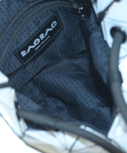 BAO BAO ISSEY MIYAKE（バオバオイッセイミヤケ）ハンドバッグ 白 サイズ:- レディース/2200638558029