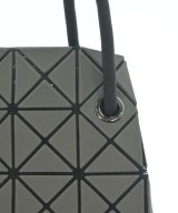 BAO BAO ISSEY MIYAKE（バオバオイッセイミヤケ）ショルダーバッグ グレー サイズ:- レディース/2200644770170