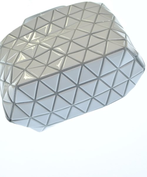 BAO BAO ISSEY MIYAKE（バオバオイッセイミヤケ）ハンドバッグ 白 サイズ:- レディース/2200627320071