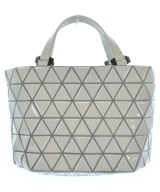 BAO BAO ISSEY MIYAKE（バオバオイッセイミヤケ）ハンドバッグ 白 サイズ:- レディース/2200627320071