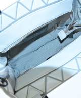 BAO BAO ISSEY MIYAKE（バオバオイッセイミヤケ）ハンドバッグ 白 サイズ:- レディース/2200627320071