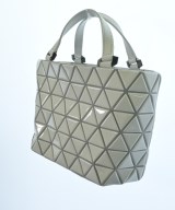 BAO BAO ISSEY MIYAKE（バオバオイッセイミヤケ）ハンドバッグ 白 サイズ:- レディース/2200627320071