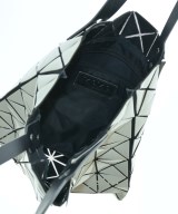 BAO BAO ISSEY MIYAKE（バオバオイッセイミヤケ）トートバッグ 白 サイズ:- レディース/2200621858068