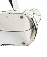 BAO BAO ISSEY MIYAKE（バオバオイッセイミヤケ）トートバッグ 白 サイズ:- レディース/2200606311212