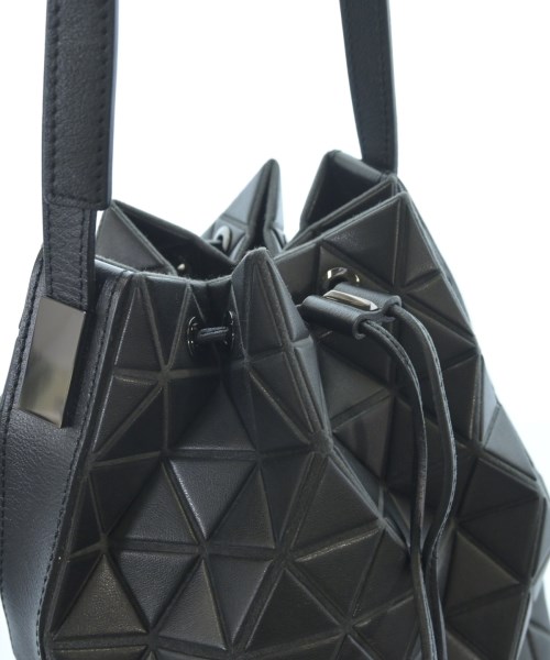 BAO BAO ISSEY MIYAKE（バオバオイッセイミヤケ）ショルダーバッグ 黒 サイズ:- レディース/2200615189253