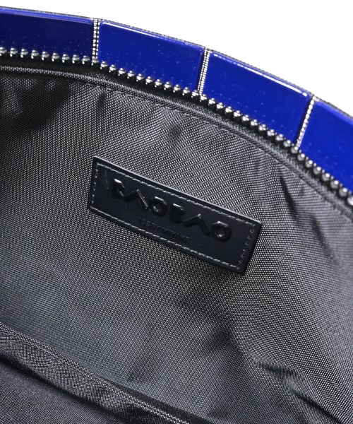 BAO BAO ISSEY MIYAKE（バオバオイッセイミヤケ）クラッチバッグ 紺 サイズ:- レディース/2200610468049
