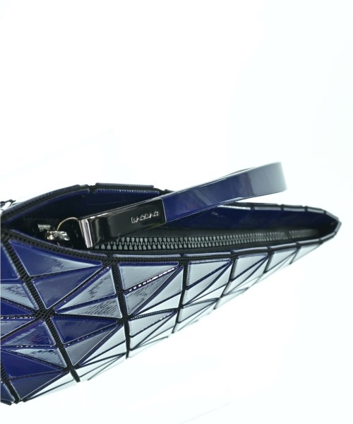 BAO BAO ISSEY MIYAKE（バオバオイッセイミヤケ）クラッチバッグ 紺 サイズ:- レディース/2200610468049