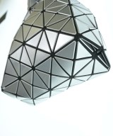 BAO BAO ISSEY MIYAKE（バオバオイッセイミヤケ）ショルダーバッグ シルバー サイズ:- メンズ/2200620306065
