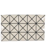 BAO BAO ISSEY MIYAKE（バオバオイッセイミヤケ）クラッチバッグ 白 サイズ:- レディース/2200606305136
