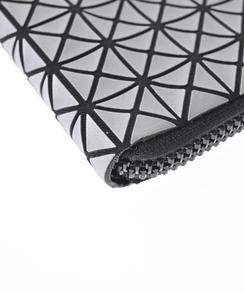 BAO BAO ISSEY MIYAKE（バオバオイッセイミヤケ）財布・コインケース シルバー サイズ:- メンズ/2200679831099