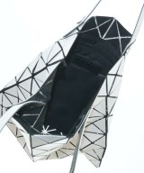 BAO BAO ISSEY MIYAKE（バオバオイッセイミヤケ）トートバッグ 白 サイズ:- レディース/2200681387065