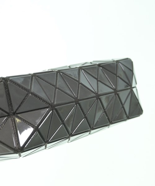 BAO BAO ISSEY MIYAKE（バオバオイッセイミヤケ）ショルダーバッグ グレー サイズ:- レディース/2200681914018