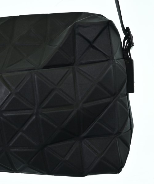 BAO BAO ISSEY MIYAKE（バオバオイッセイミヤケ）ショルダーバッグ 黒 サイズ:- メンズ/2200696751073