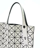 BAO BAO ISSEY MIYAKE（バオバオイッセイミヤケ）トートバッグ 白 サイズ:- メンズ/2200699020015