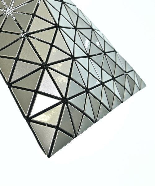 BAO BAO ISSEY MIYAKE（バオバオイッセイミヤケ）トートバッグ シルバー サイズ:- メンズ/2200699020022