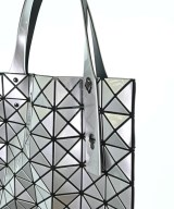 BAO BAO ISSEY MIYAKE（バオバオイッセイミヤケ）トートバッグ シルバー サイズ:- メンズ/2200699020039