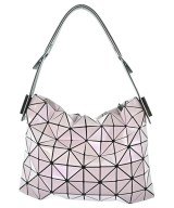 BAO BAO ISSEY MIYAKE（バオバオイッセイミヤケ）ショルダーバッグ ピンク サイズ:- レディース/2200656955015