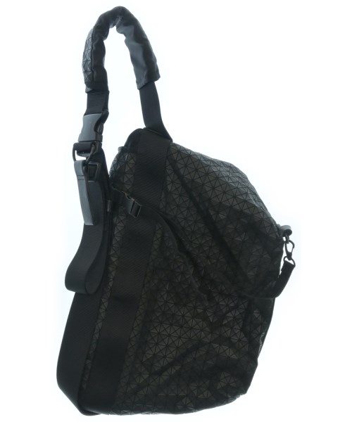 BAO BAO ISSEY MIYAKE（バオバオイッセイミヤケ）メッセンジャーバッグ 黒 サイズ:- メンズ/2200657470043