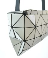 BAO BAO ISSEY MIYAKE（バオバオイッセイミヤケ）ショルダーバッグ 白 サイズ:- レディース/2200710588159
