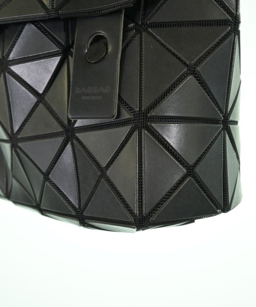 BAO BAO ISSEY MIYAKE（バオバオイッセイミヤケ）ショルダーバッグ 黒 サイズ:- レディース/2200705572026