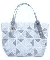 BAO BAO ISSEY MIYAKE（バオバオイッセイミヤケ）トートバッグ 白 サイズ:- レディース/2200705572033