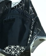 BAO BAO ISSEY MIYAKE（バオバオイッセイミヤケ）ハンドバッグ シルバー サイズ:- レディース/2200705742108