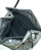 BAO BAO ISSEY MIYAKE（バオバオイッセイミヤケ）ショルダーバッグ シルバー サイズ:- レディース/2200702402128