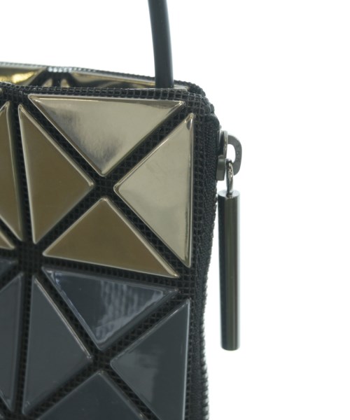 BAO BAO ISSEY MIYAKE（バオバオイッセイミヤケ）ショルダーバッグ グレー サイズ:- レディース/2200705134088