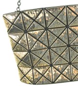 BAO BAO ISSEY MIYAKE（バオバオイッセイミヤケ）ショルダーバッグ ゴールド サイズ:- レディース/2200709458050