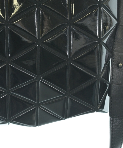 BAO BAO ISSEY MIYAKE（バオバオイッセイミヤケ）ショルダーバッグ 黒 サイズ:- レディース/2200667997035