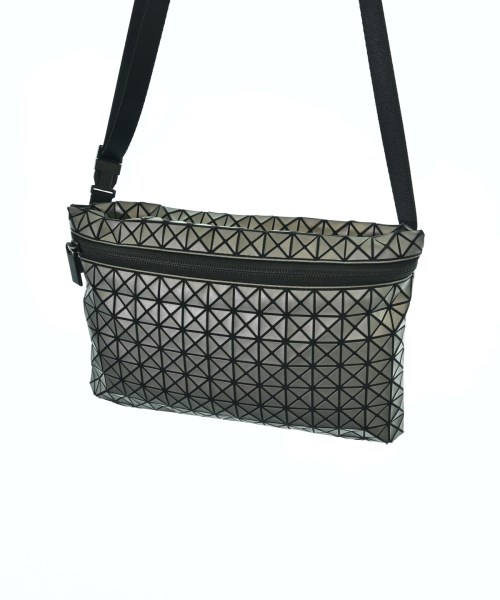 BAO BAO ISSEY MIYAKE（バオバオイッセイミヤケ）ショルダーバッグ グレー サイズ:- メンズ/2200670240135