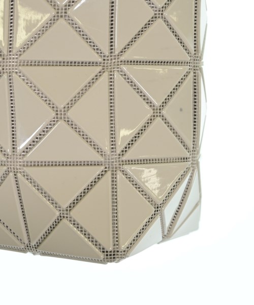 BAO BAO ISSEY MIYAKE（バオバオイッセイミヤケ）ショルダーバッグ グレー サイズ:- レディース/2200722637036